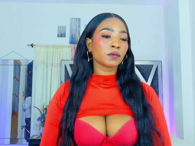 talianapalacios live cam