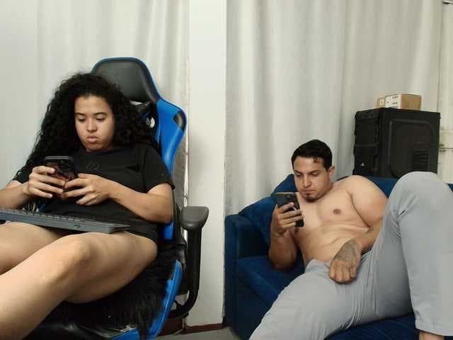 couplee-horny live cam on BongaCams