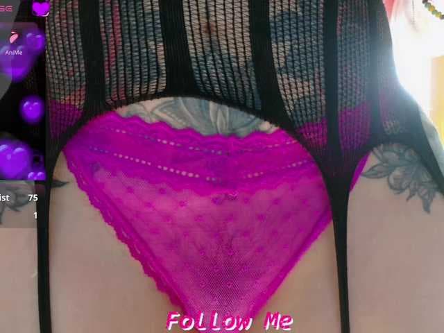 LatinaVibes live cam on BongaCams