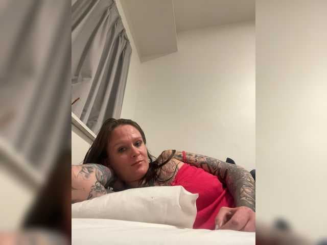 SinfulSecrets live cam on BongaCams