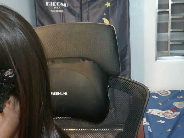 girl30slutty live cam