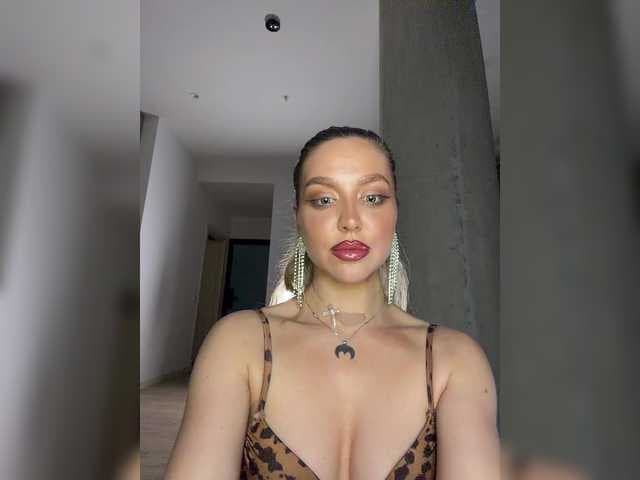 MistressX555 live cam