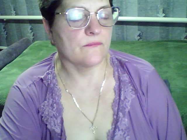 ElzaJewel live cam on BongaCams