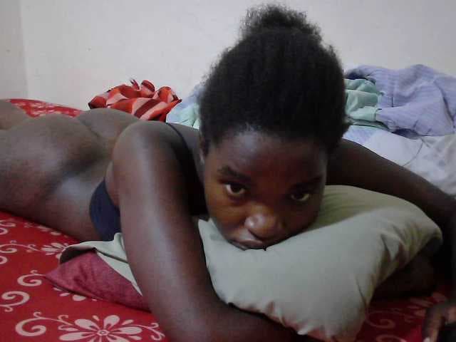 princess-scovia live cam