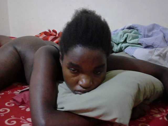 princess-scovia live cam on BongaCams