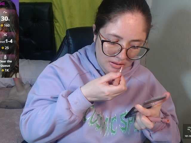 KrystalAdams live cam