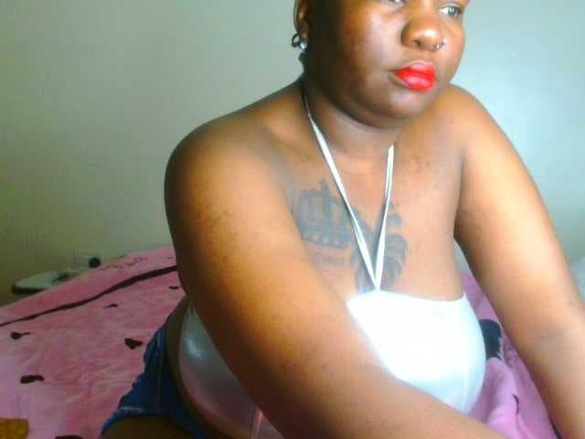 bustymelons69 live cam