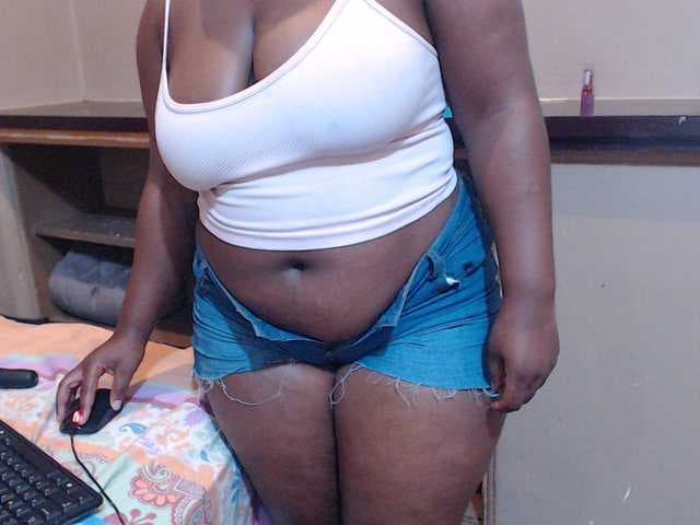 sexychocolatbox10 live cam