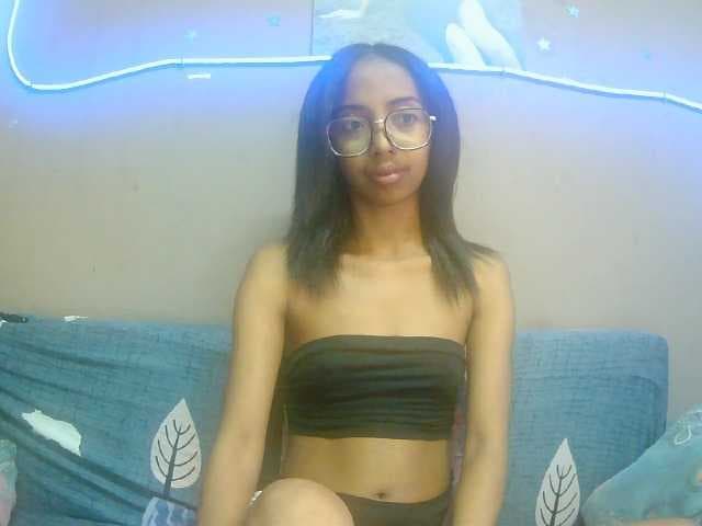 Marinahgrey live cam on BongaCams