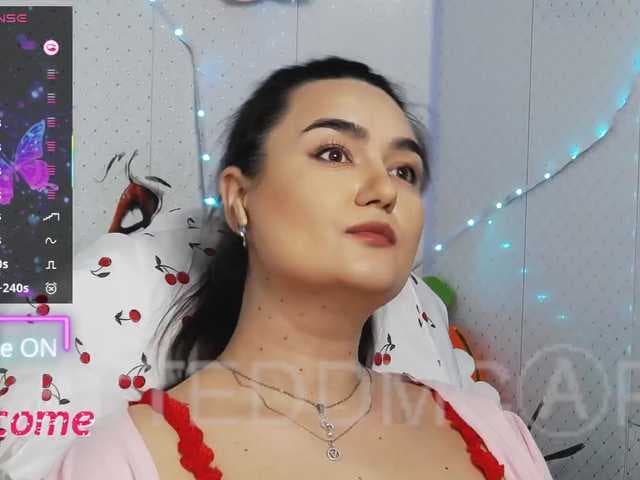 Lina_ live cam on BongaCams