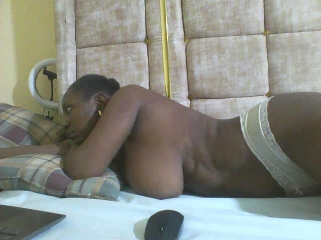 Beauty-Queen1 live cam on BongaCams