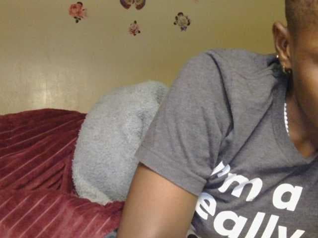 Naughtygirl3 live cam