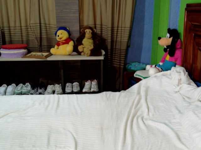 Charlizetheron1 live cam