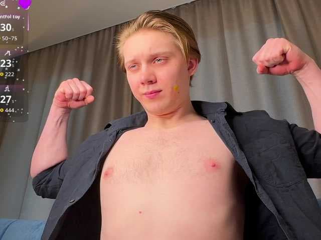 DavidKeler live cam on BongaCams