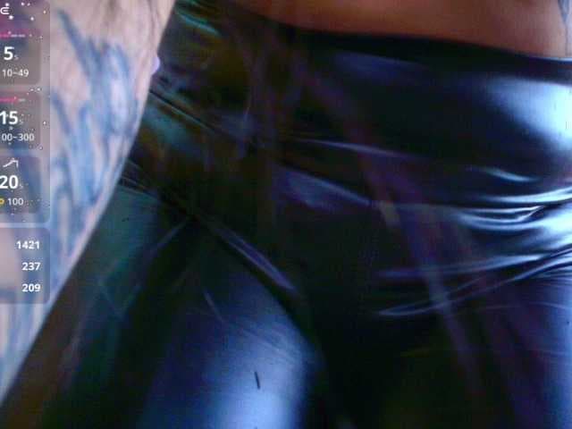 elinne-hendrix live cam