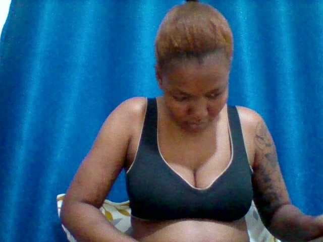 Sexyapple2002 live cam