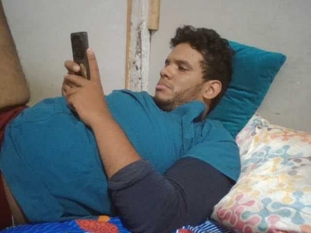 josecamsex27 live cam on BongaCams