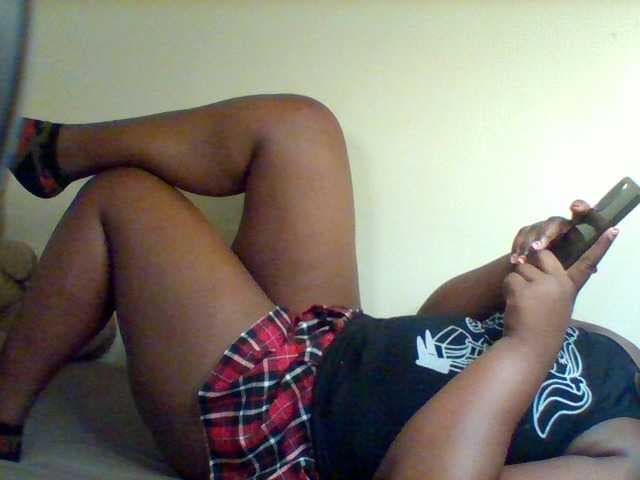 Sexxy-slim-honey live cam