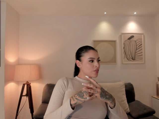 ChristineFord live cam on BongaCams