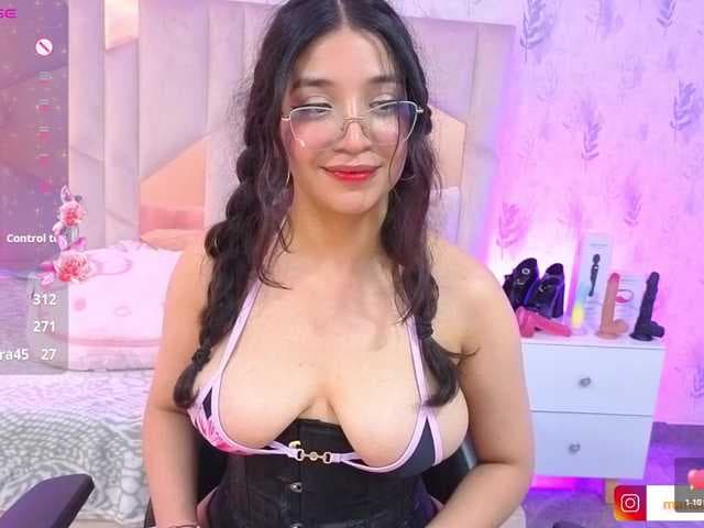 MARIANNA-TAY live cam on BongaCams