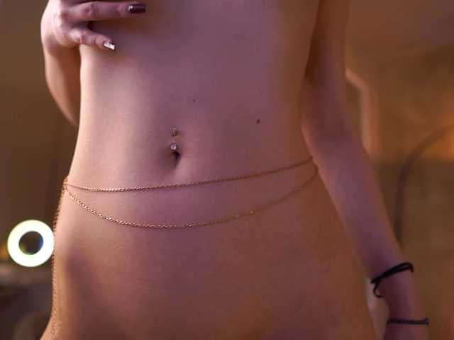 MaddieBryggs live cam