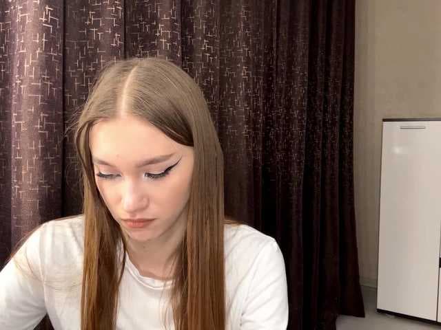 LovestTrisha live cam on BongaCams