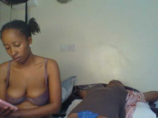 MysticCharm live cam