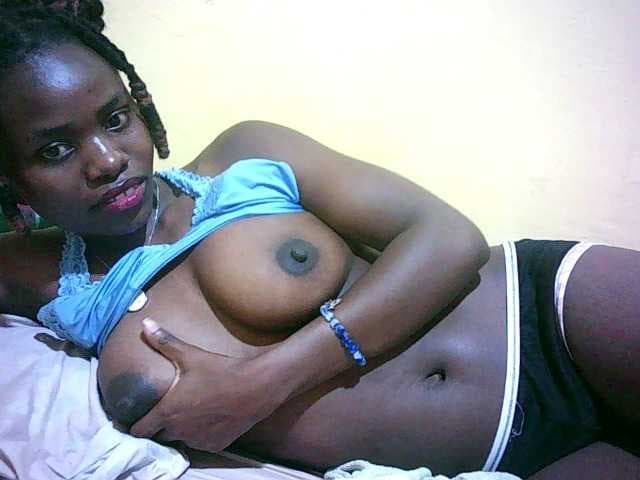 Pettite-Maiden live cam