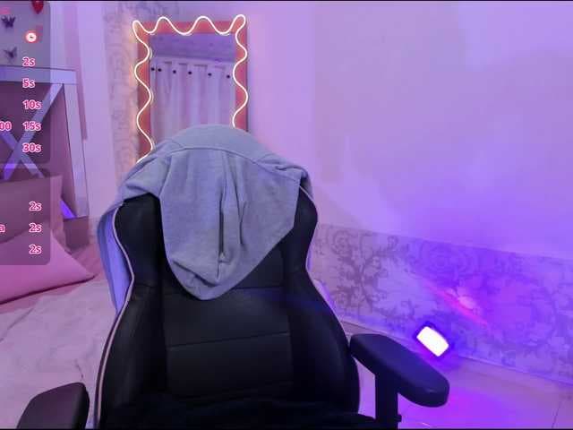 Isabela-tay live cam