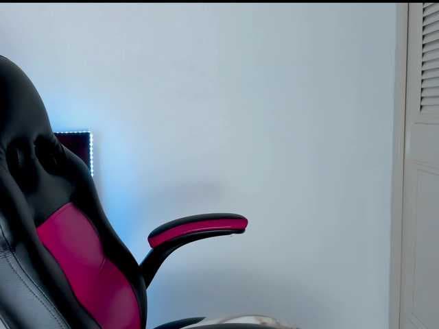 vanessaasquirt live cam