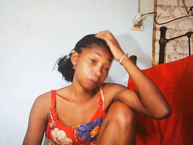 Randixo699 live cam on BongaCams