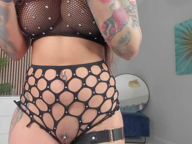 Jessy-Cruzz live cam