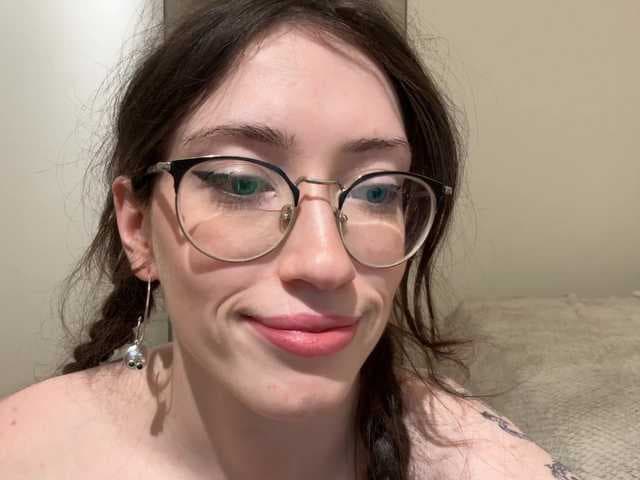 KellyyBeryy live cam