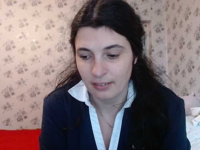 Karolina33 live cam