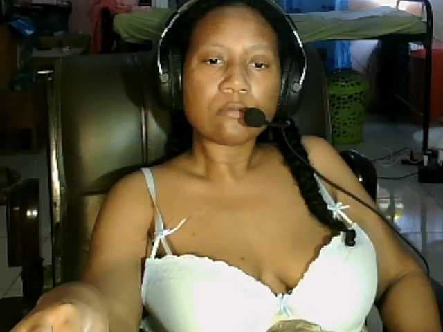 Eirondra-valeen live cam