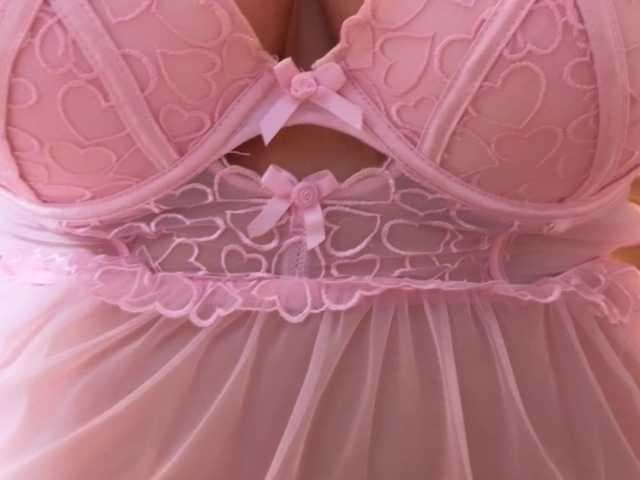 SpicyCarlaXX live cam