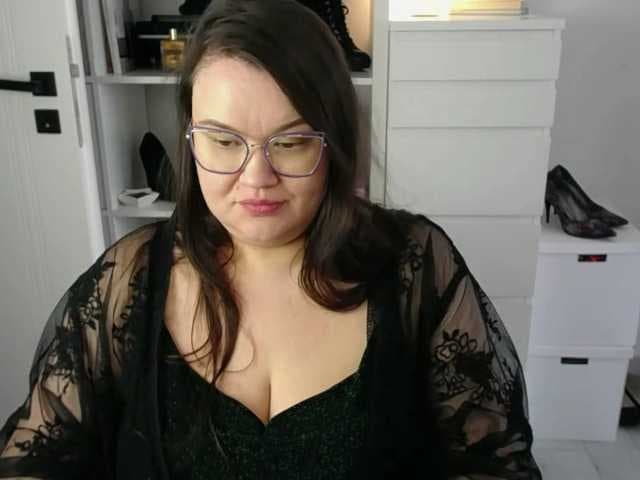 HollyDanceSoul live cam