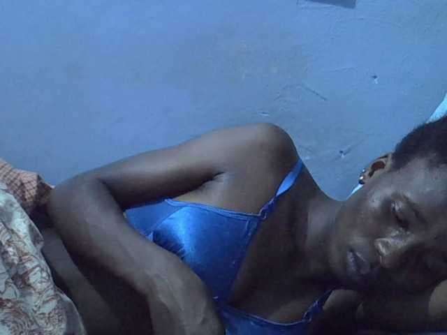 Luci-anna live cam on BongaCams