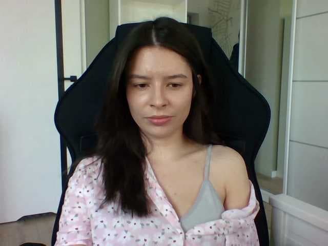 LariceHoney live cam