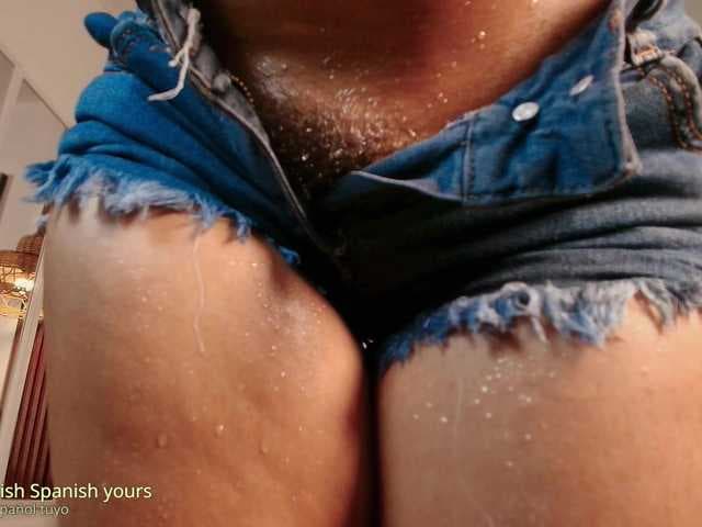 Alice-blaker live cam on BongaCams