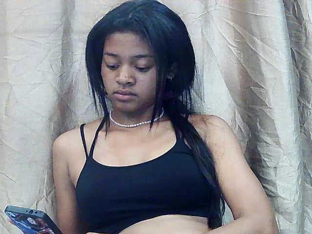 Titounea live cam on BongaCams