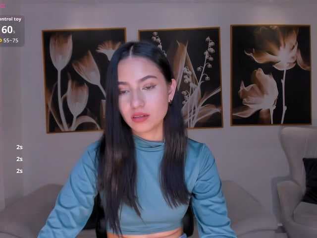 LucieMartin live cam