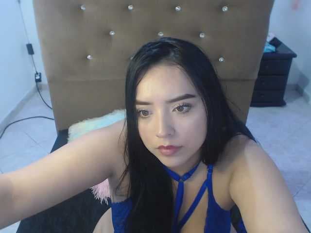 adaracute69 live cam on BongaCams