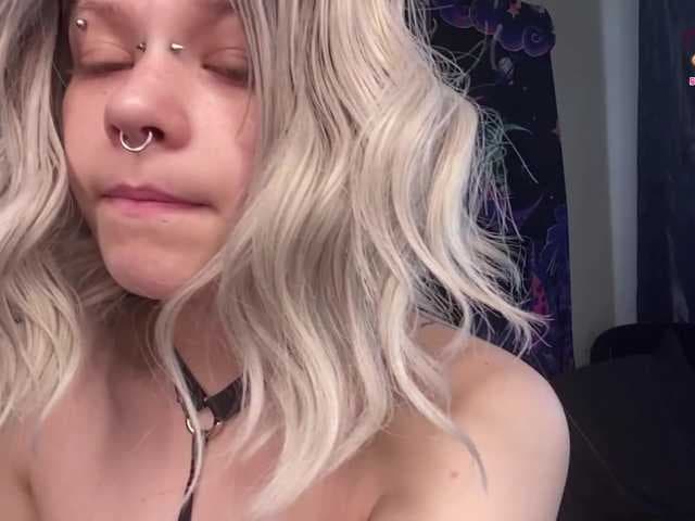 EliciaKalka live cam