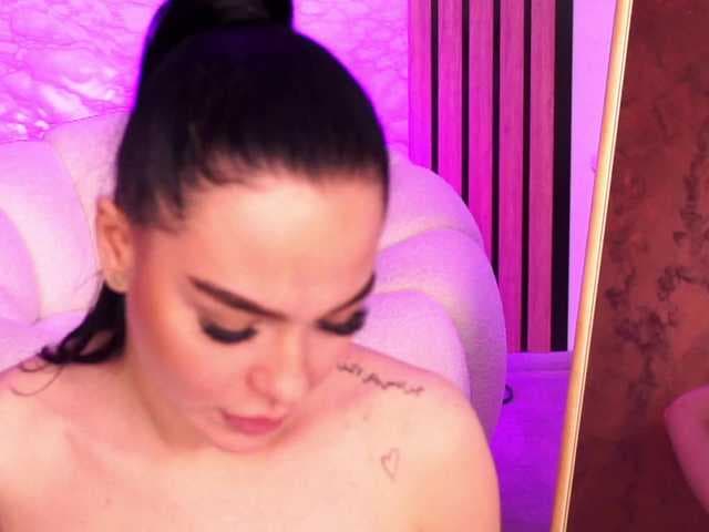 SashaLorrenz live cam on BongaCams