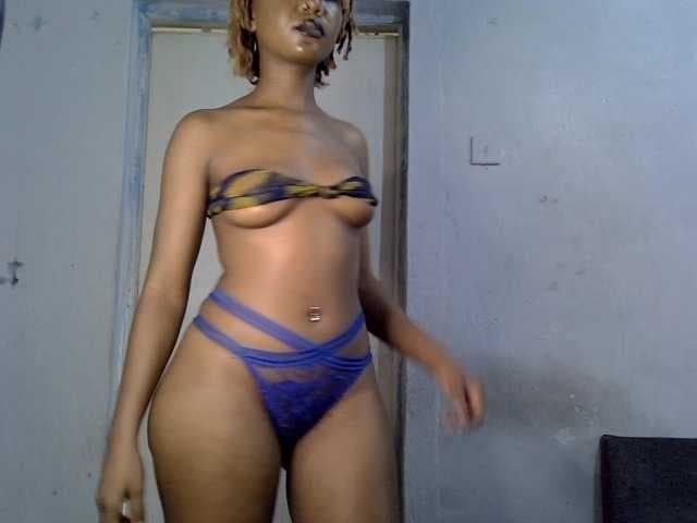 SpicyMackenzie1 live cam