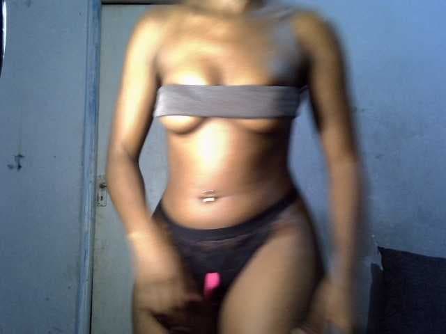 SpicyMackenzie1 live cam