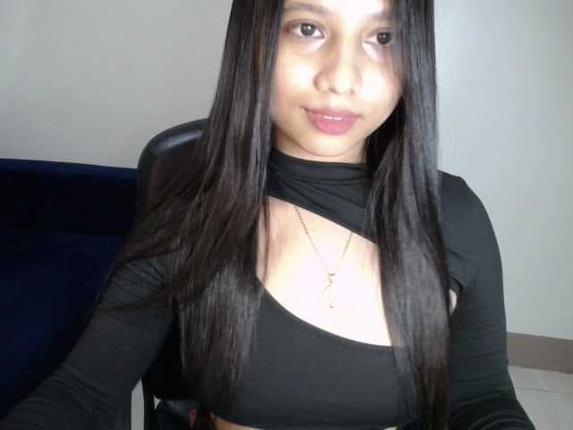 Mariestellah05 live cam on BongaCams