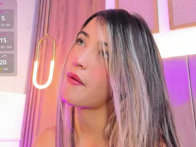 AstraBelova live cam on BongaCams