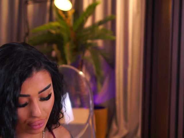 YanaRamirez live cam